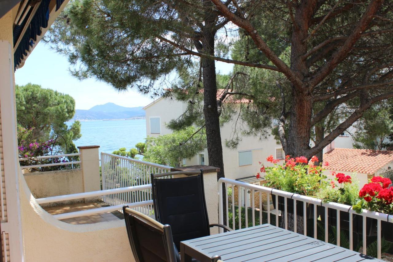 Luxury 4 Bed Apartment On Coastal Footpath At Cap Ras Llança Exteriér fotografie